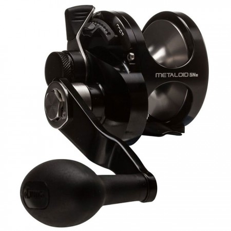 Metaloid Lever Drag Reel - Okuma Metaloid Lever Drag Reel-Available in both 2-speed or single speed versions-Cover the range from vertical jigging to live bait-Durable Ergo grip handle knobs