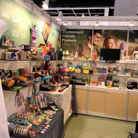 Houseware booth overview in HK.