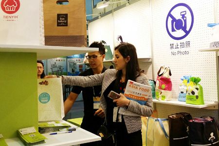 Tienyih atraiu clientes estrangeiros no Taipei International Food Show.