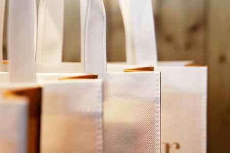 Shopping bag personalizzate per processo di produzione