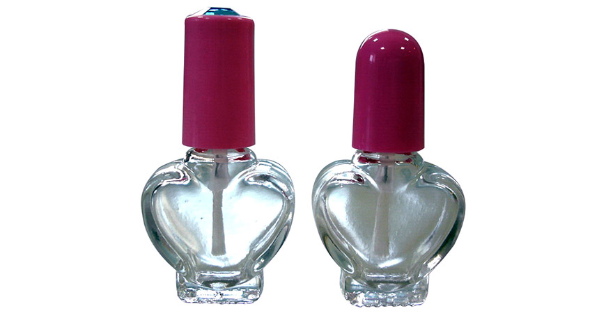 GH06 647 - GH02 647:  5ml Heart Shaped Glass Bottle with 11/415 Neck Size