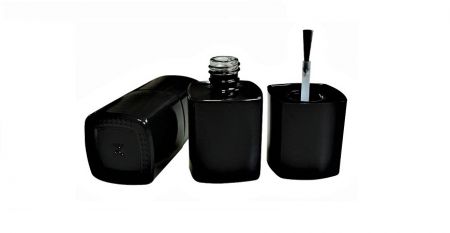 15ml Black Square Glass Bottle with Brush - GH32 650BB: 15ml Black Square Glass Bottle with Square Cap