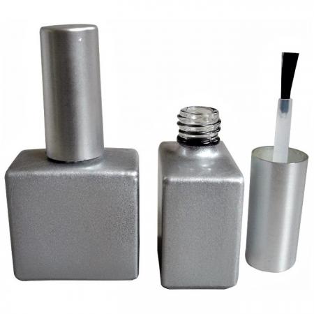 GH03P 651BS: 15ml Matte Silver Bottle with Matte silver coated cap