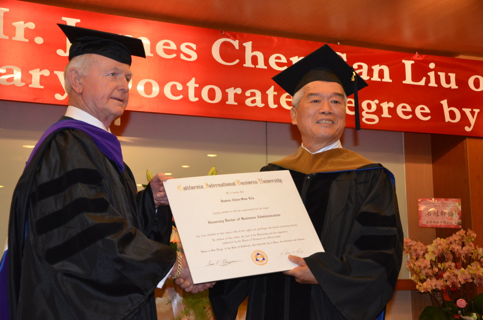 Honorary Doctorate Conferment Ceremony Of President Liu Pharmaceutical Processing Equipment Yenchen