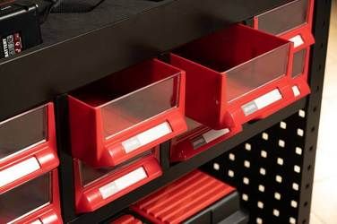 Tool cart has 16 smooth drawers for storage