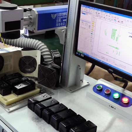 Macchine e attrezzature per l'incisione laser