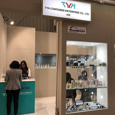 Cosmoprof Worldwide Bologna 2019 display pictures and activity photos-8