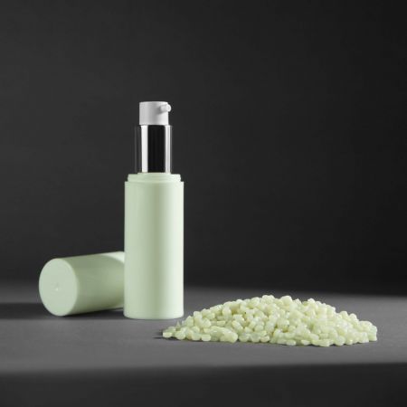 PCR Plastic Airless Bottle - Plastic airless Bottle