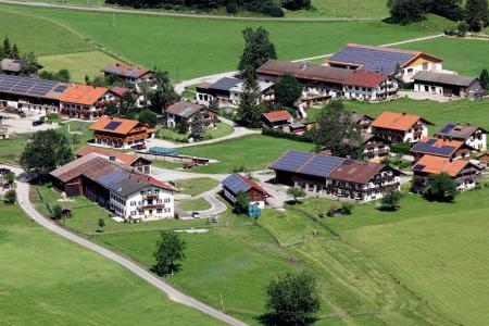 PVDF - 屋顶安装太阳能电力系统