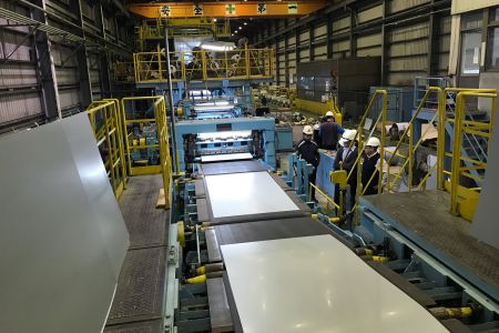 利奇层合金属-钢轧辊切割区