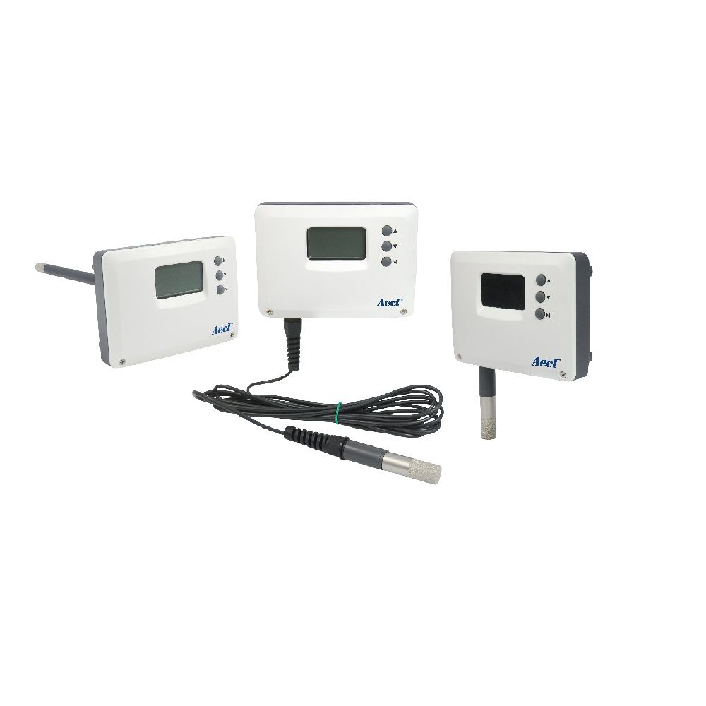Temperature and humidity transmitter for high humidity environment