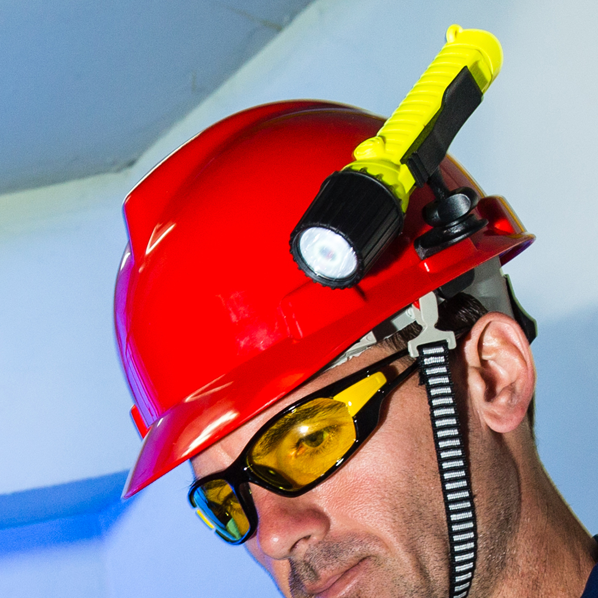 IMPA 792293 Intrinsically Safe LED Flashlight Flashlight and Eyewear