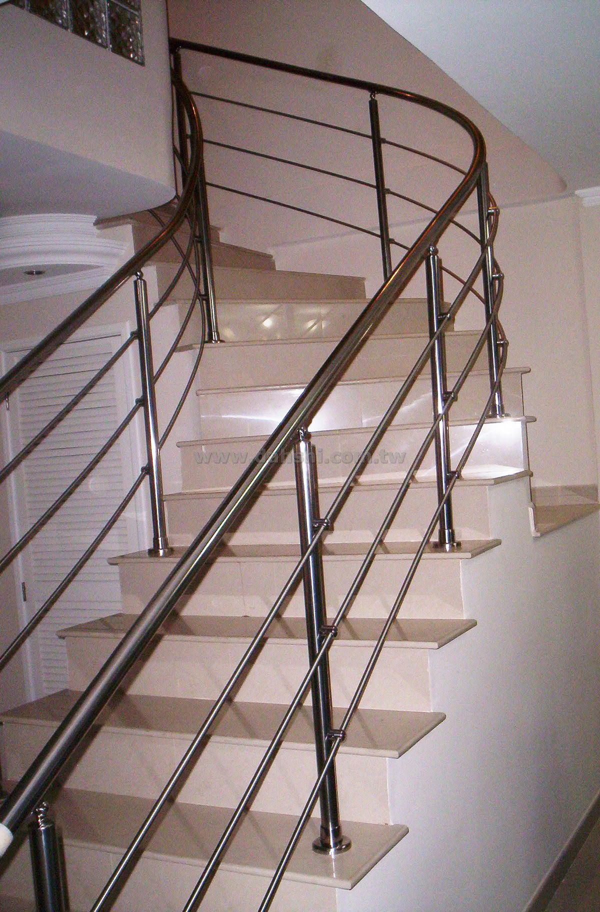 Handrail and Balusters Story for Eugenio Linares