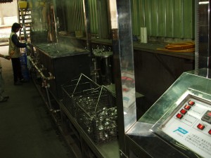 Dah Shi Metal Industrial Co., Ltd.- Monaróir Gairmiúil Ráillí Miotail agus Gabhálais le haghaidh Píobáin
