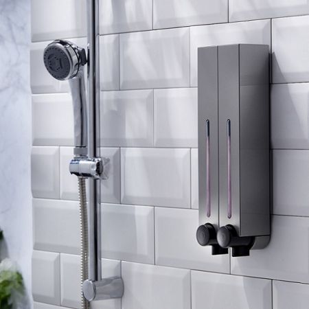 Dispenser di sapone per doccia a parete