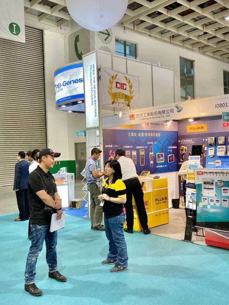 Fluke collaborating with CIC (Challenge Industrial Co., Ltd.) during "2019 Energy Taiwan" Exhibition