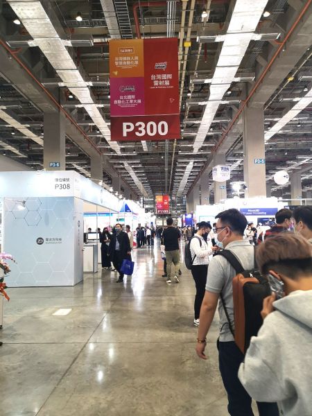 巧力工業公司 (CIC) 於2021台北國際自動化工業大展_展覽現場
