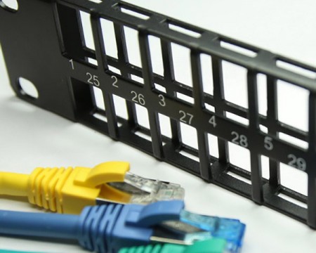 RJ45 patch panelek - Üres Patch Panel