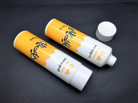 Personal Care Whitening Calming Cleanser Soft Tube - Large capacity personal care cream packaging tube.