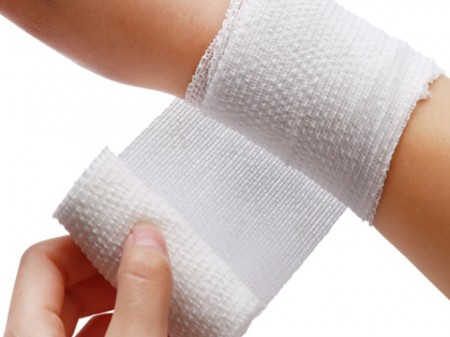 Métier à tisser et équipement de bandage - Bandage de soins médicaux.