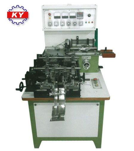 特殊功能商標剪摺機 - KY-588E 特殊功能商標剪摺機