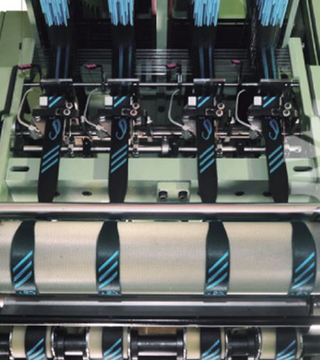 広くて狭い 
    ジャガード織機シリーズ - コンピューター化された広くて狭い 
    ジャガード織機シリーズ