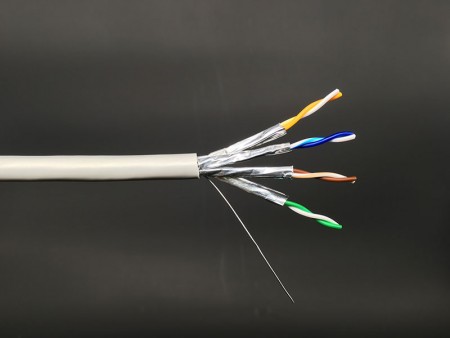 LAN-Kabel der Kategorie 6A - Kategorie 6A Hochleistungs-LAN-Kabel
